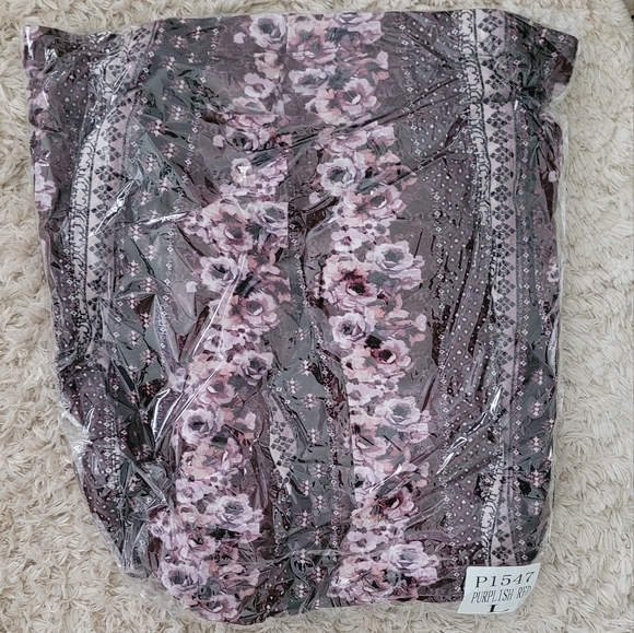 NWOT Flared Pants - Picture 2 of 3